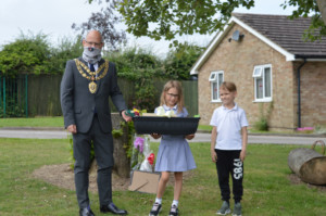 St Josephs Aylesbury in Bloom Award with Mayor of Aylesbury